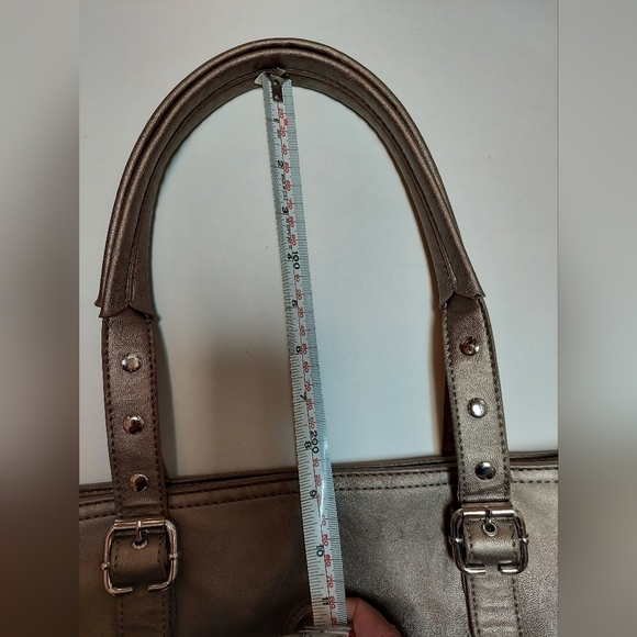 Relic Metallic Double-Front Pocket Tote Over-shoulder Bag - Picture 16 of 16